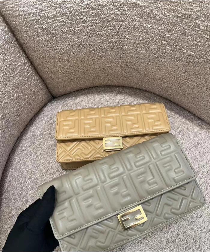 2026 826215122894